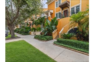 200 4TH AVENUE, ST PETERSBURG, FL 33701 - MLS#MFRTB8481481