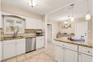 8958 110TH STREET, SEMINOLE, FL 33772 - MLS#MFRTB8481538