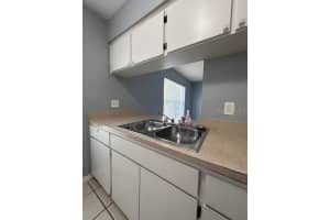 8425 CAMDEN STREET, TAMPA, FL 33614 - MLS#MFRTB8481575