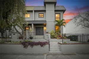 162 E Davis Blvd, TAMPA