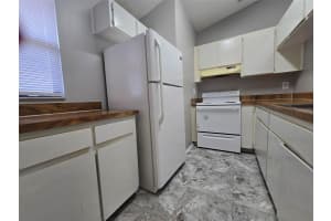 920 OTTO VILLA PLACE, TAMPA, FL 33612 - MLS#MFRTB8481616