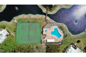 15202 POND WOODS DRIVE, TAMPA, FL 33618 - MLS#MFRTB8481621