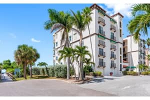 200 121ST AVENUE, TREASURE ISLAND, FL 33706 - MLS#MFRTB8481683