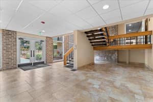 36750 US HIGHWAY 19 #24-104, PALM HARBOR, FL 34683 - MLS#MFRTB8481703