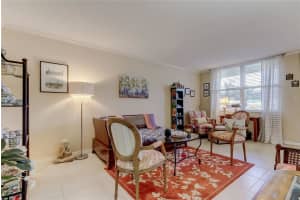 5095 BAY STREET, ST PETERSBURG, FL 33703 - MLS#MFRTB8481774