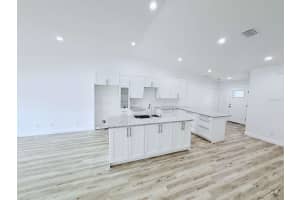 28 WOODSTON LANE, PALM COAST, FL 32164 - MLS#MFRTB8481775