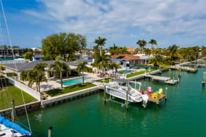 11775 4TH STREET, TREASURE ISLAND, FL 33706 - MLS#MFRTB8481873