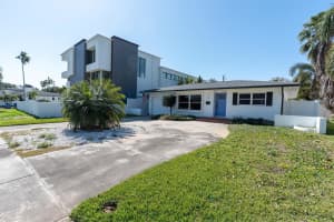 735 SNELL ISLE BOULEVARD, ST PETERSBURG, FL 33704 - MLS#MFRTB8481936