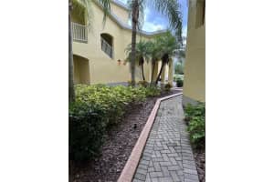 3917 SERENADE LANE, LAKELAND, FL 33811 - MLS#MFRTB8481969