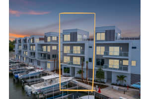 870 OSCEOLA AVENUE, CLEARWATER, FL 33755 - MLS#MFRTB8481994