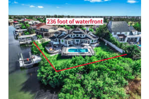 945 BUNKER VIEW DRIVE, APOLLO BEACH, FL 33572 - MLS#MFRTB8482001