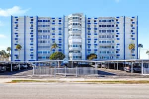 17400 GULF BOULEVARD, REDINGTON SHORES, FL 33708 - MLS#MFRTB8482070