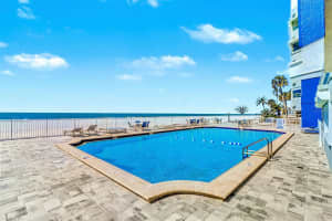 17400 GULF BOULEVARD, REDINGTON SHORES, FL 33708 - MLS#MFRTB8482070