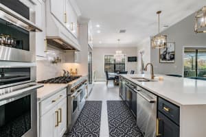 2913 VALENCIA RIDGE STREET, VALRICO, FL 33596 - MLS#MFRTB8482129