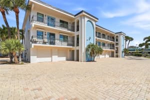 11901 LAGOON LANE, TREASURE ISLAND, FL 33706 - MLS#MFRTB8482182
