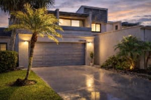 13629 TWIN LAKES LANE, TAMPA, FL 33618 - MLS#MFRTB8482227