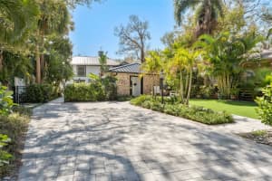 222 11th Ave N, ST PETERSBURG