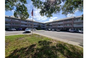 2461 Rhodesian Dr #19, CLEARWATER