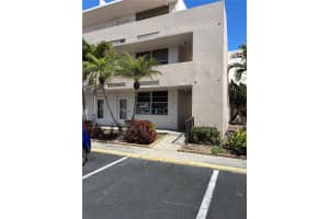 7405 BAY ISLAND DRIVE, SOUTH PASADENA, FL 33707 - MLS#MFRTB8482473