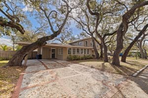 2901 PELHAM ROAD, ST PETERSBURG, FL 33710 - MLS#MFRTB8482515