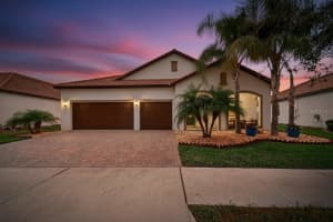16805 BANNER SHELL PLACE, WIMAUMA, FL 33598 - MLS#MFRTB8482544