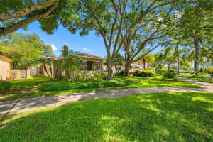 205 25TH AVENUE, ST PETERSBURG, FL 33704 - MLS#MFRTB8482592