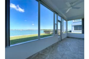 250 126TH AVENUE, TREASURE ISLAND, FL 33706 - MLS#MFRTB8482607