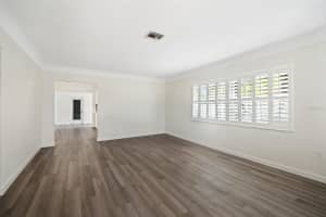 662 VILLAGRANDE AVENUE, ST PETERSBURG, FL 33707 - MLS#MFRTB8482648