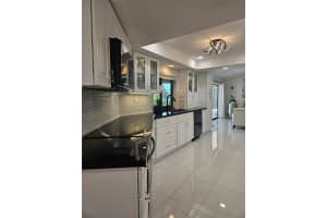 142 TORREY PINES POINT, NAPLES, FL 34113 - MLS#MFRTB8482668