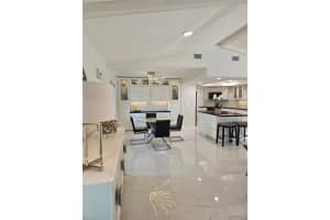 142 TORREY PINES POINT, NAPLES, FL 34113 - MLS#MFRTB8482668