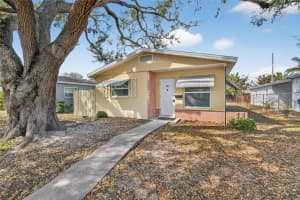 685 71ST AVENUE, ST PETERSBURG, FL 33702 - MLS#MFRTB8482678