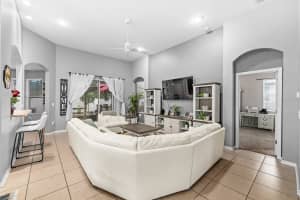 10207 AVELAR RIDGE DRIVE, RIVERVIEW, FL 33578 - MLS#MFRTB8482687