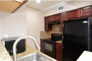 8653 FANCY FINCH DRIVE, TAMPA, FL 33614 - MLS#MFRTB8482704