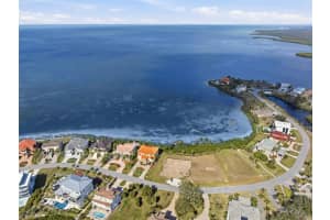 25 HARBORPOINTE DRIVE, PORT RICHEY, FL 34668 - MLS#MFRTB8482706