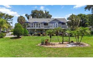 999 FAIRVIEW AVENUE, MOUNT DORA, FL 32757 - MLS#MFRTB8482846