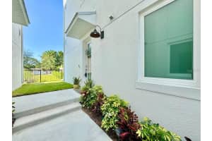 4740 LEGACY PARK DRIVE, TAMPA, FL 33611 - MLS#MFRTB8482868