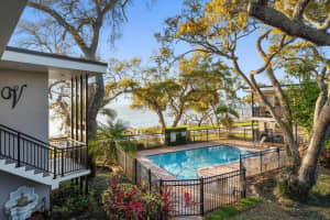 1101 VICTORIA DRIVE, DUNEDIN, FL 34698 - MLS#MFRTB8482872