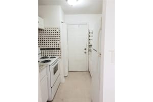 8215 KLONDYKE STREET, TAMPA, FL 33604 - MLS#MFRTB8483002