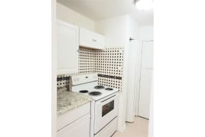 8215 KLONDYKE STREET, TAMPA, FL 33604 - MLS#MFRTB8483002