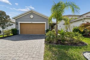 5411 Los Robles Ct, PALMETTO