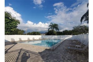 6326 GRAND BAHAMA CIRCLE, TAMPA, FL 33615 - MLS#MFRTB8483168