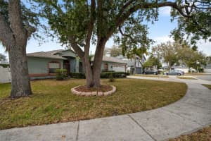 9238 SEA OAKS COURT, SEMINOLE, FL 33776 - MLS#MFRTB8483202