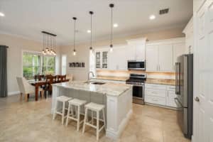 235 11TH SQUARE, VERO BEACH, FL 32962 - MLS#MFRTB8483233