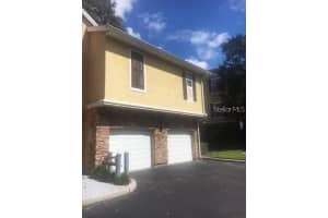 10102 COURTNEY OAKS CIRCLE, TAMPA, FL 33619 - MLS#MFRTB8483368