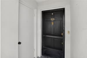 131 BLUFF VIEW DRIVE, BELLEAIR BLUFFS, FL 33770 - MLS#MFRTB8483373