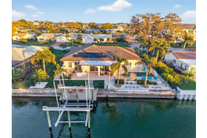 1967 IOWA AVENUE, ST PETERSBURG, FL 33703 - MLS#MFRTB8483406