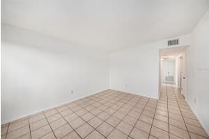 5801 EMERSON AVE S, ST PETERSBURG, FL 33707 - MLS#MFRTB8483411