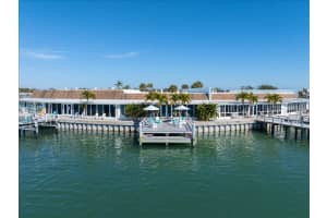 685 BOCA CIEGA POINT BOULEVARD, ST PETERSBURG, FL 33708 - MLS#MFRTB8483481