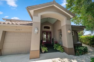 2247 DONATO DRIVE, BELLEAIR BEACH, FL 33786 - MLS#MFRTB8483526