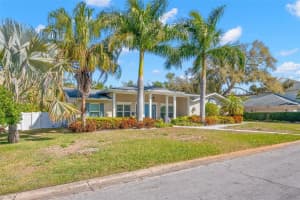 8 AMBLESIDE DRIVE, CLEARWATER, FL 33756 - MLS#MFRTB8483530